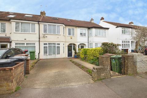 4 bedroom terraced house for sale, Dove Lane, POTTERS BAR, Hertfordshire, EN6