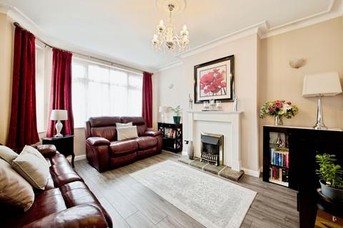 4 bedroom terraced house for sale, Dove Lane, POTTERS BAR, Hertfordshire, EN6