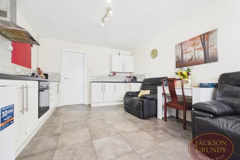 4 bedroom terraced house to rent, Foskitt Court South, Bellinge, NN3 9AX