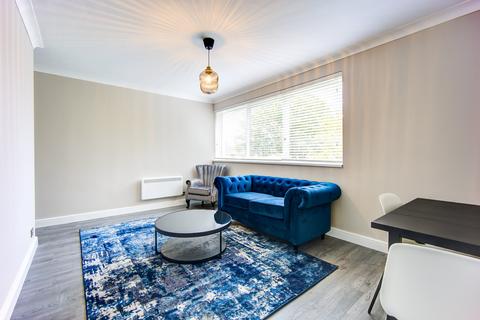 2 bedroom flat to rent, Conifer Court, Forest Hall, Newcastle Upon Tyne