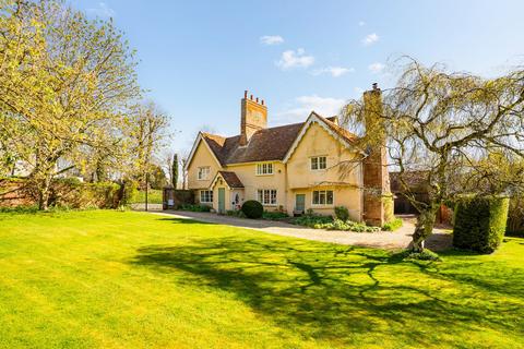 5 bedroom detached house for sale, Ickleton Road, Elmdon