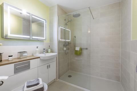 2 bedroom retirement property to rent, 2a Addington Road Sanderstead, South Croydon CR2