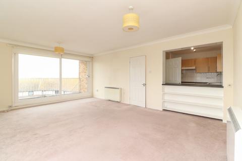 2 bedroom flat for sale, McKinlay Court, The Parade, Birchington, Kent, CT7