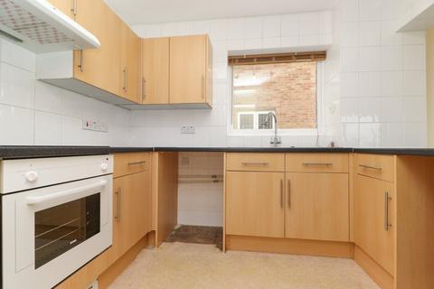 2 bedroom flat for sale, McKinlay Court, The Parade, Birchington, Kent, CT7