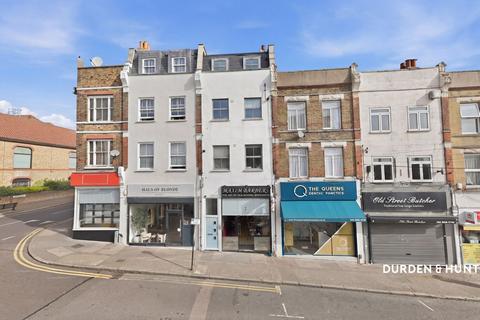 undefined, Queens Road, Buckhurst Hill, IG9