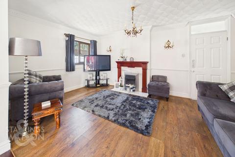 2 bedroom detached bungalow for sale, Hancock Court, Chapel Break, Norwich