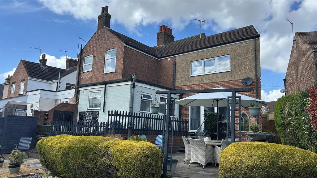 Broadway, Yaxley, Peterborough, Peterborough