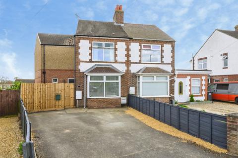 3 bedroom semi-detached house for sale, Broadway, Yaxley, Peterborough