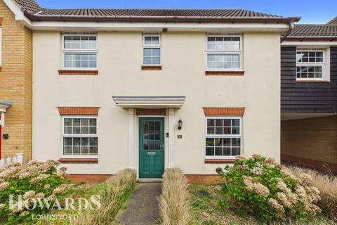 4 bedroom terraced house for sale, Abbeydale, Carlton Colville