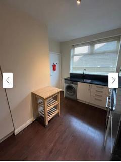 1 bedroom in a house share to rent, Ovington Grove, Fenham NE5