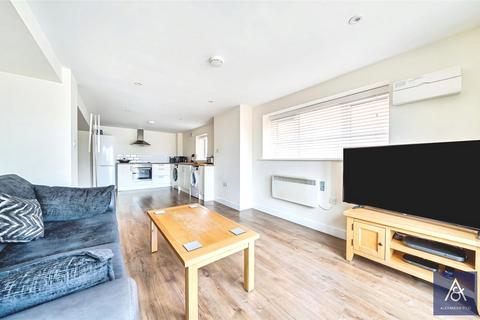 2 bedroom maisonette for sale, Halse Road, Northamptonshire NN13
