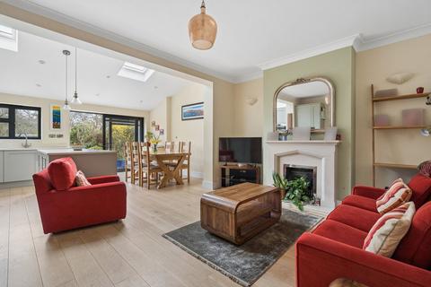 4 bedroom semi-detached house for sale, Lincoln Road, North Harrow