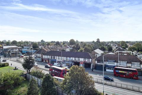 Studio to rent, Papermill House, Romford, RM1