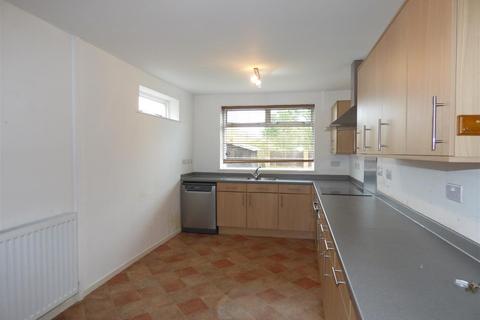 3 bedroom detached house to rent, Erewash Grove, Toton, NG9 6EZ