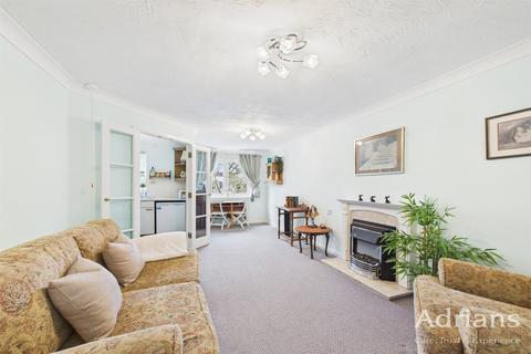 1 bedroom retirement property for sale, Spalding Court, Chelmsford, CM1