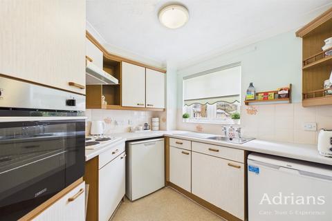 1 bedroom retirement property for sale, Spalding Court, Chelmsford, CM1