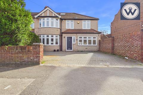 6 bedroom semi-detached house to rent, Bourne Avenue, UB3