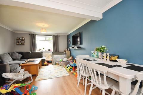 3 bedroom terraced house for sale, Hillside Gardens, Braintree