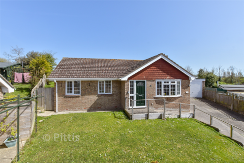 3 bedroom detached bungalow for sale, Collards Close, Freshwater, Isle of Wight