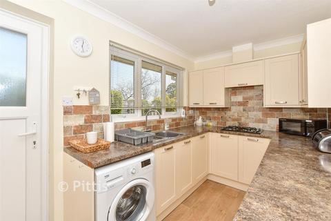 3 bedroom detached bungalow for sale, Collards Close, Freshwater, Isle of Wight