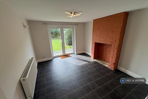 3 bedroom detached house to rent, East St, Nottingham, NG11