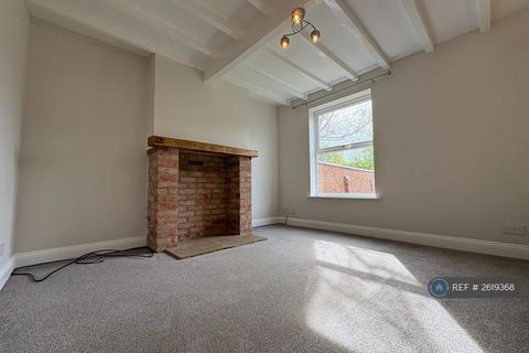 3 bedroom detached house to rent, East St, Nottingham, NG11