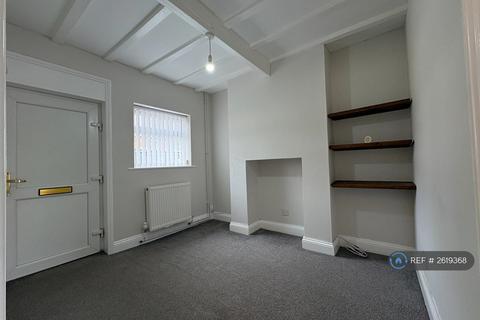 3 bedroom detached house to rent, East St, Nottingham, NG11