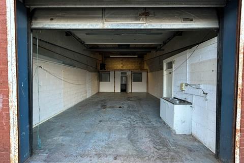 Warehouse to rent, Seymour St Bootle L20 1BN