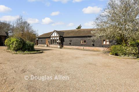 4 bedroom bungalow for sale, Ashwells Road, Brentwood CM15