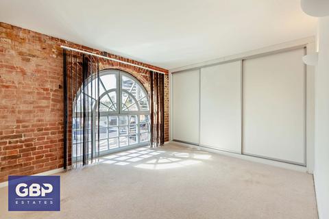 2 bedroom apartment for sale, Kidman Close, The Railstore Kidman Close, RM2
