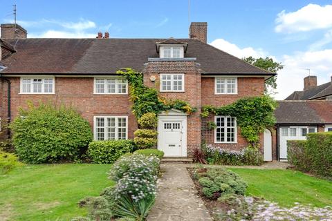 4 bedroom semi-detached house for sale, Cotman Close, London, NW11