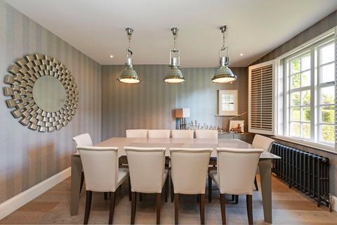 4 bedroom semi-detached house for sale, Cotman Close, London, NW11