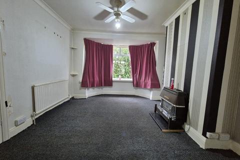 3 bedroom semi-detached house for sale, Inglewood Drive, Hull, HU4 7PX