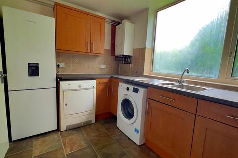 2 bedroom flat to rent, Lilac Court, Cambridgeshire CB1