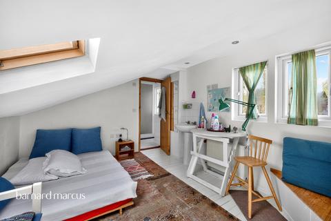 4 bedroom terraced house for sale, John Ruskin Street, London