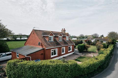 3 bedroom detached house for sale, La Rue du Tas de Geon, Jersey JE3