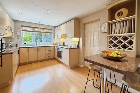 4 bedroom detached house for sale, Woodford Green, Bracknell, Berkshire