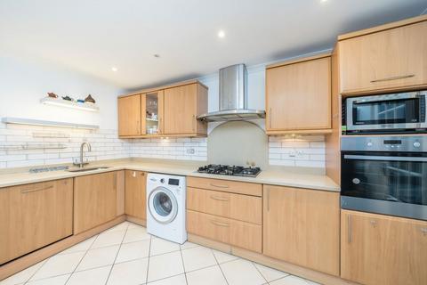 2 bedroom maisonette for sale, Hartfield Crescent, London SW19