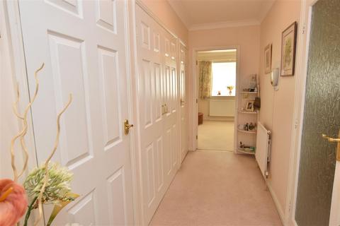 1 bedroom retirement property for sale, Lilac Court, Scartho, Grimsby DN33