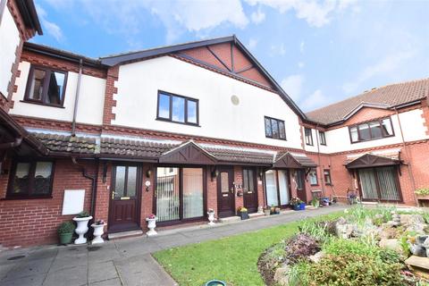 1 bedroom retirement property for sale, Lilac Court, Scartho, Grimsby DN33