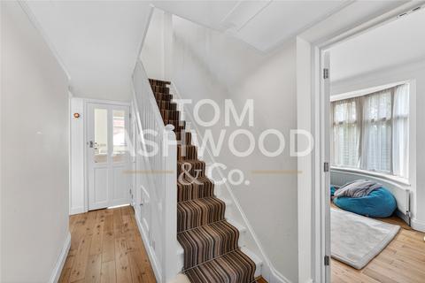 4 bedroom semi-detached house for sale, Darnley Road, Woodford Green, IG8