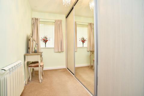 2 bedroom flat for sale, East Park Road, Harrogate, HG1