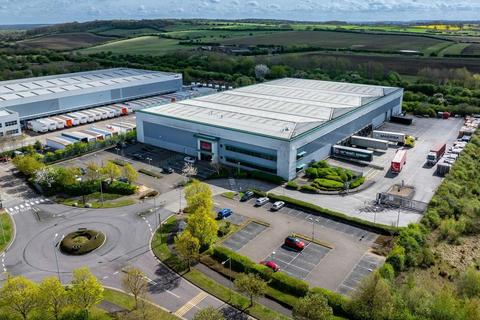 Warehouse to rent, Badgers Rise Bedford MK43 0UT