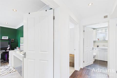 2 bedroom maisonette for sale, Park View Crescent, Great Baddow, CM2 8HX