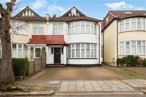 Neeld Crescent, Hendon, NW4