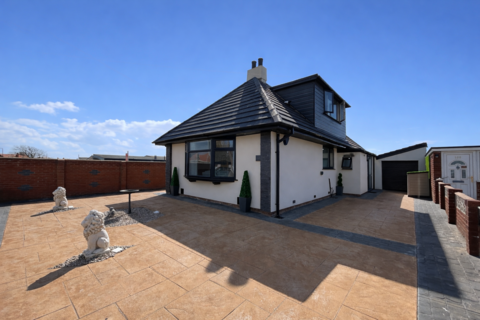 undefined, Ringway, Cleveleys FY5