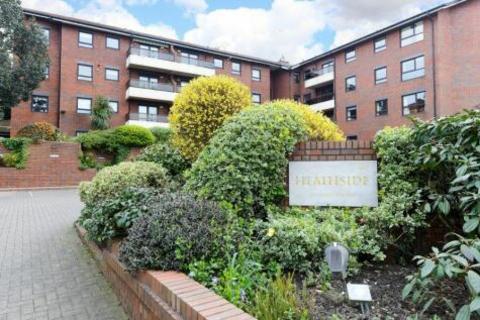 2 bedroom flat for sale, Heatside, Finchley Road, NW11 7SB