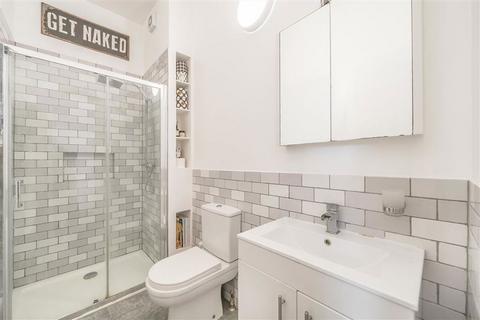 1 bedroom flat for sale, Saltoun Road, London SW2