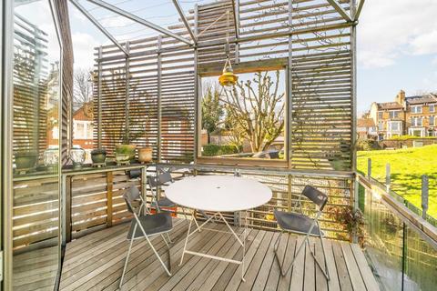 3 bedroom detached house for sale, Ossian Road, London N4