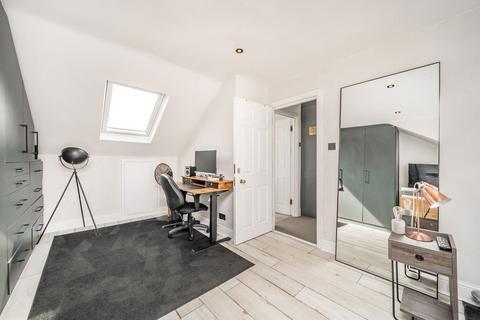 2 bedroom flat for sale, Chetwynd Road, London NW5